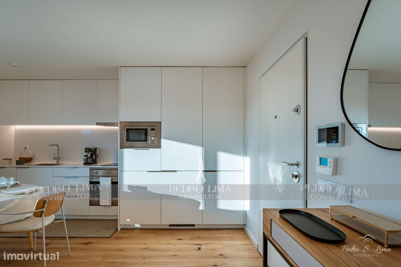 Para investidor | Vendido Mobilado e equipado | Condominio com Piscina-25