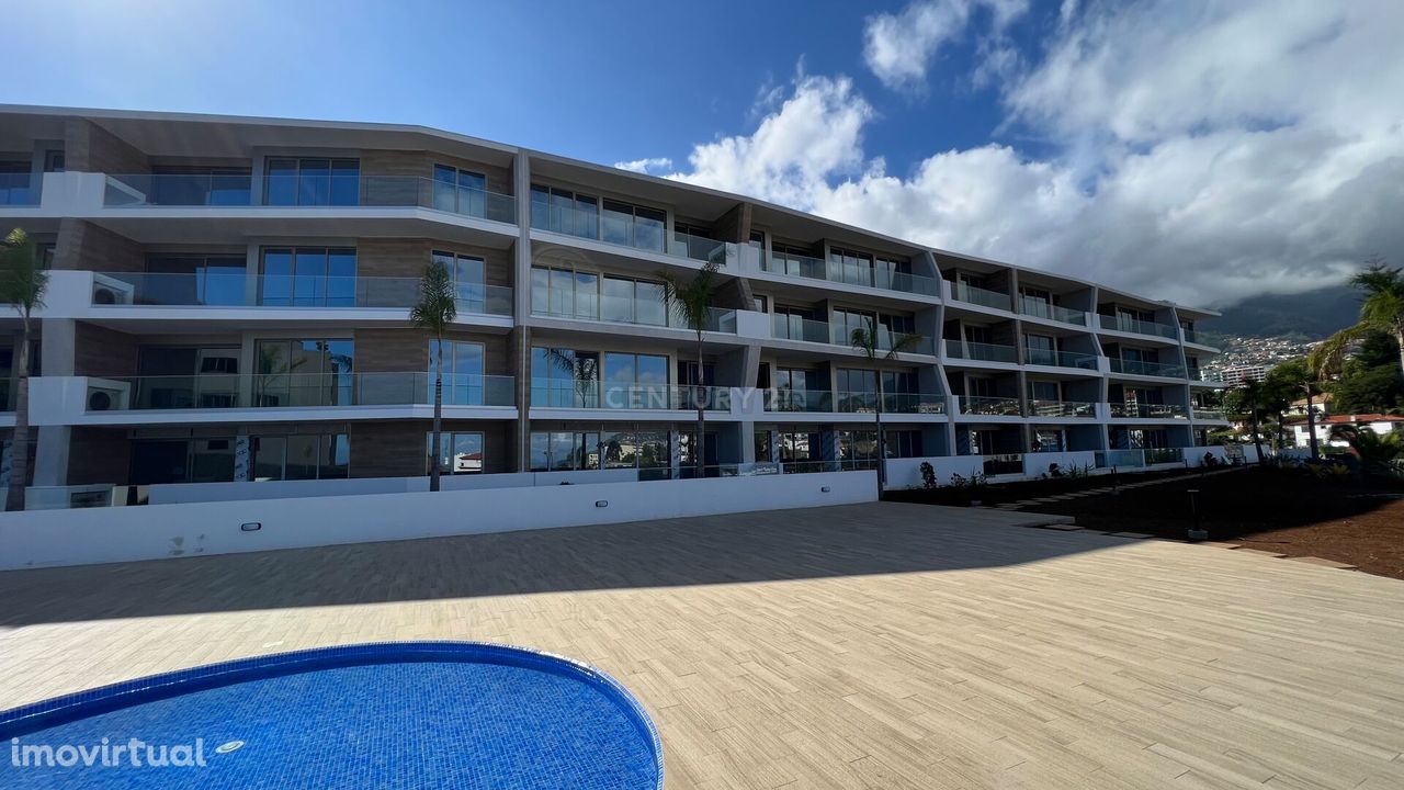 Apartamento T3 com Piscina e Vista Mar - Caminho das Virtudes, Funchal