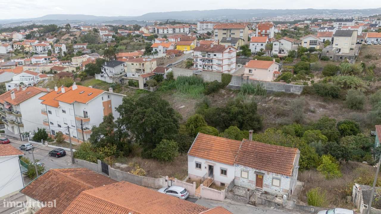 T2 com lougradouro em Fala, São Martinho do Bispo-20