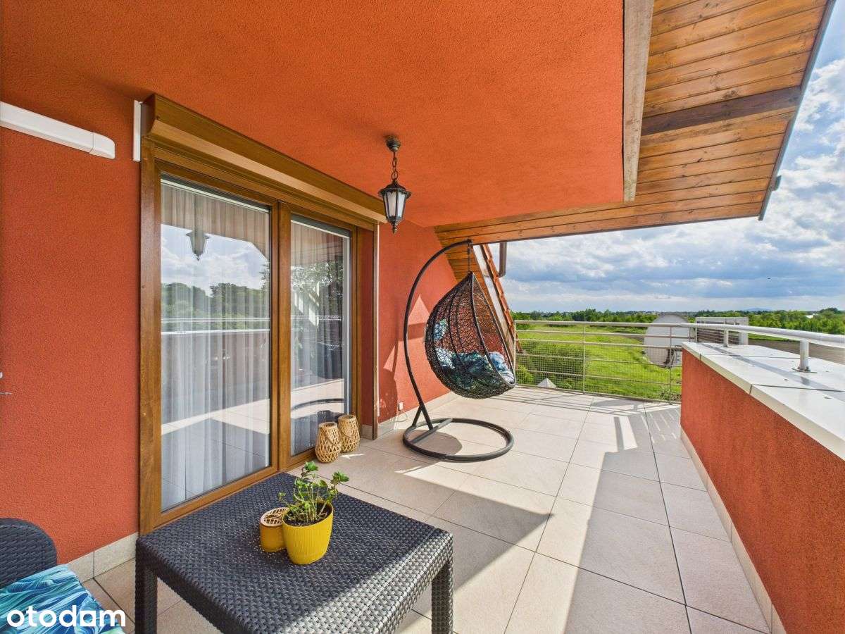 Dwupoziomowe z dużym tarasem-0