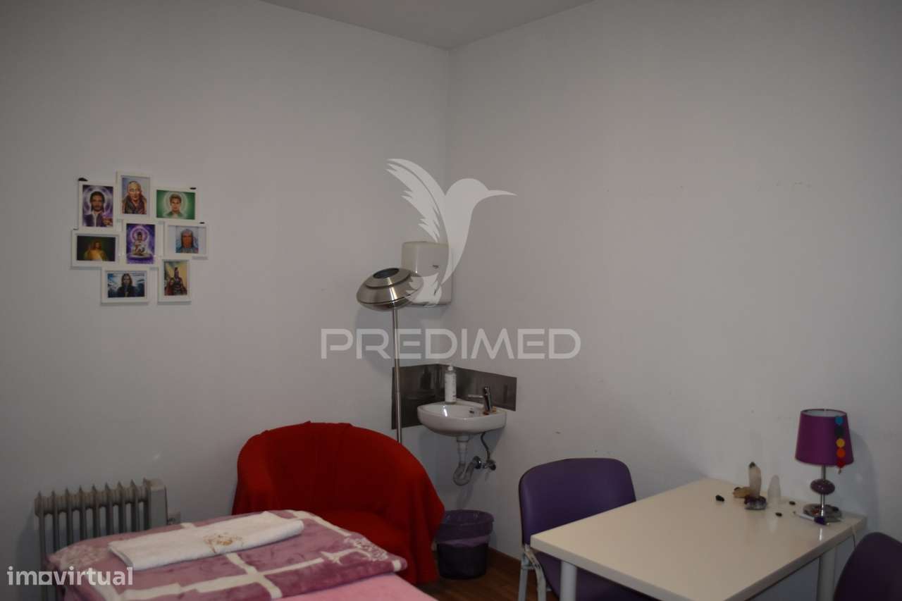 Loja para Comércio/Serviços no  Centro do Porto - Grande imagem: 4/35