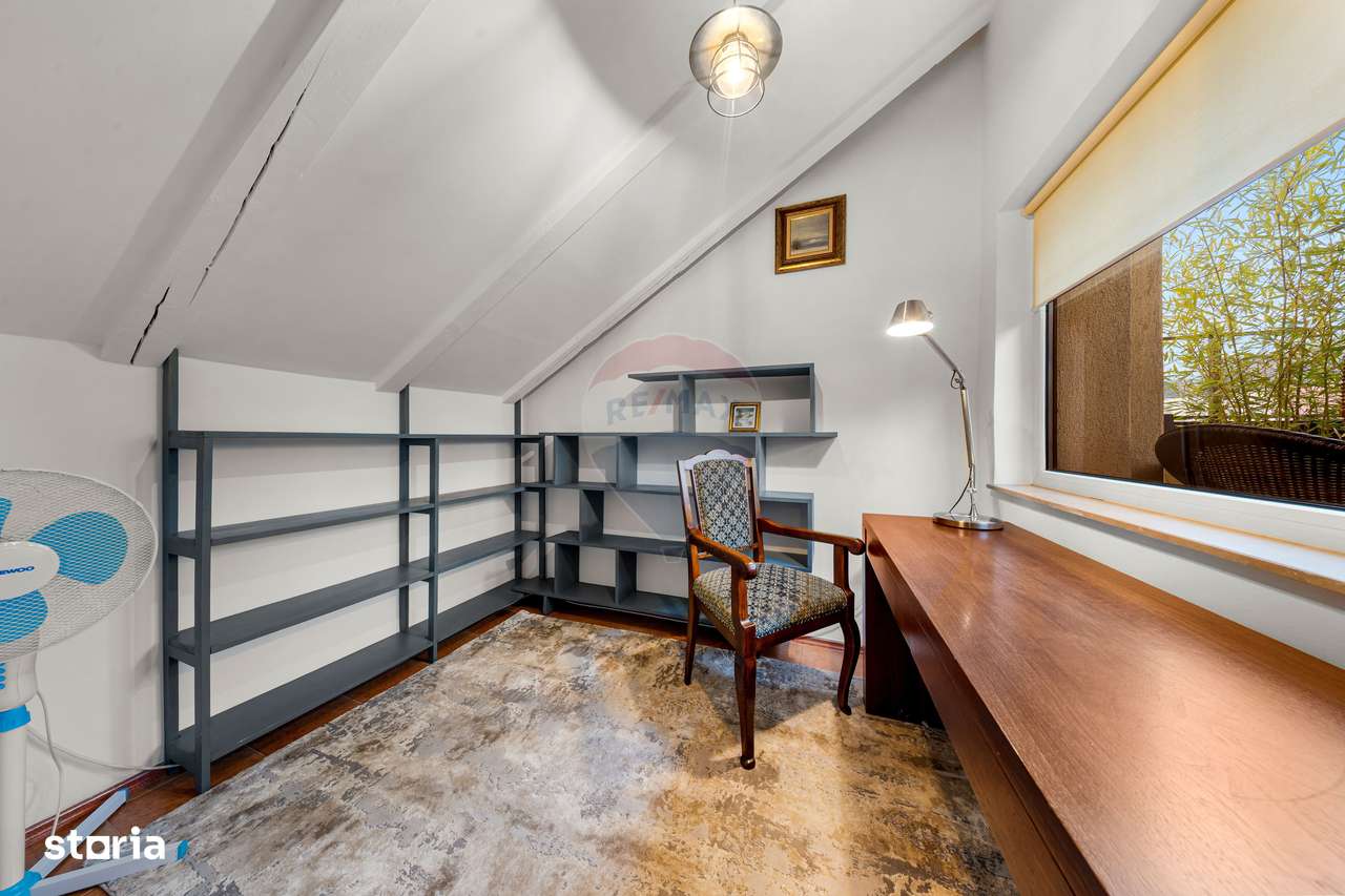 Casa de vanzare cu pozitionare strategica - strada Republicii-5