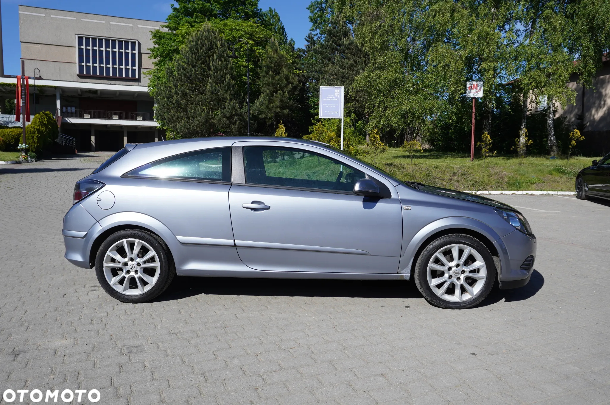 Opel Astra III GTC 1.7 CDTI Enjoy - 12