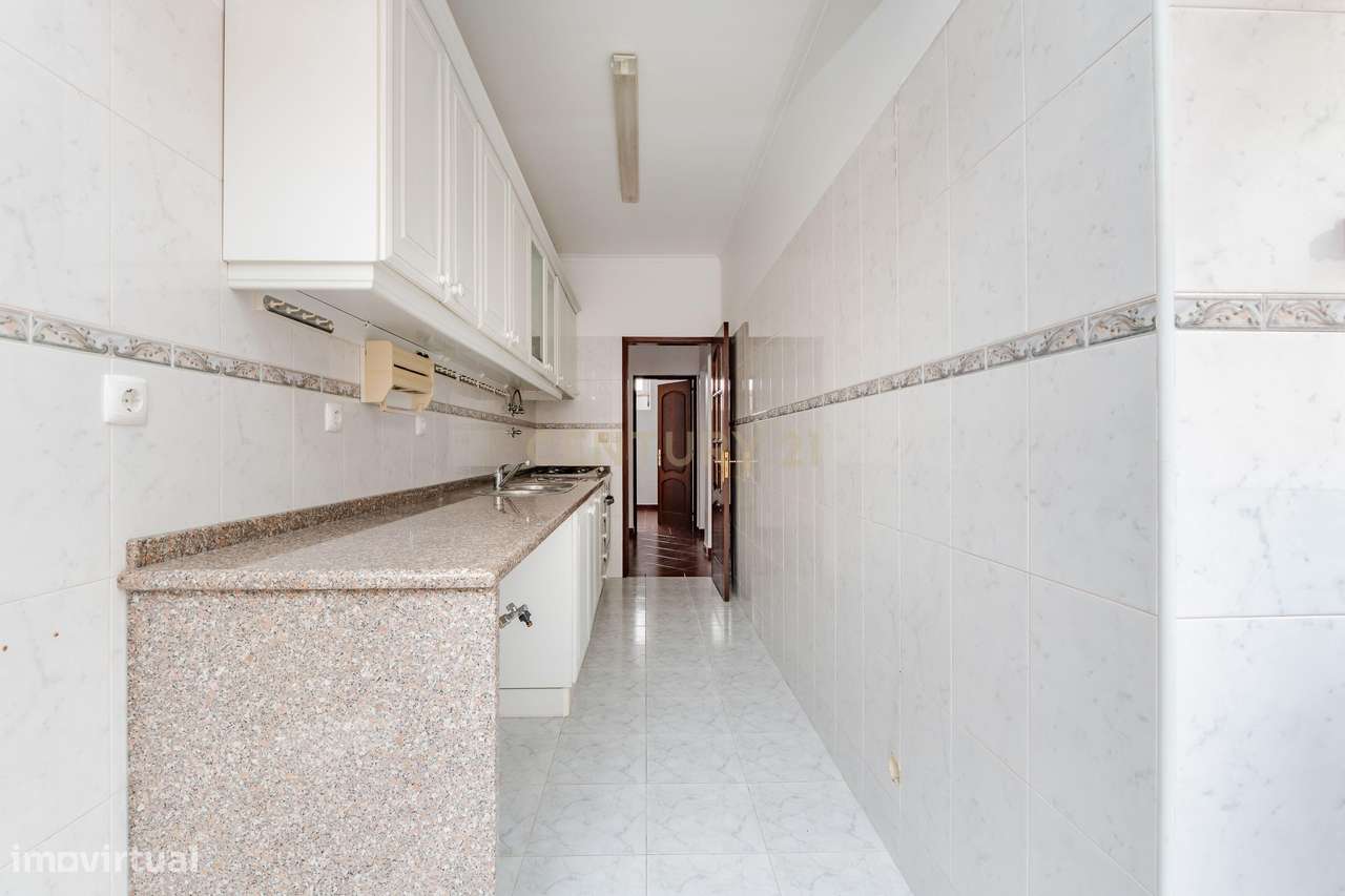 T2 na Rua Dr. Gama Barros 71 Alvalade, Lisboa-3