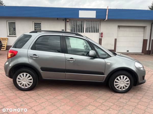 Suzuki SX4 1.6 VVT 4x4 Comfort - 8