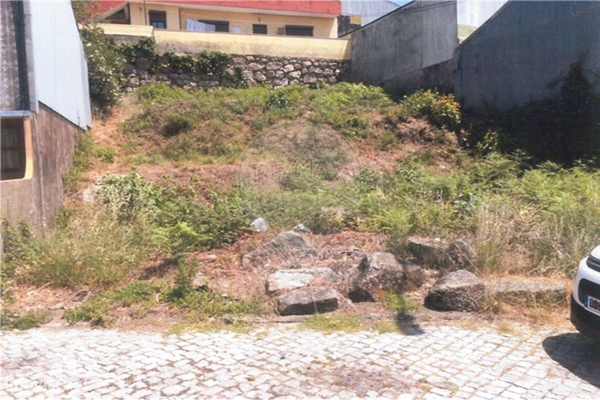 Terreno para construção com 320,00m2 em Pedrouços