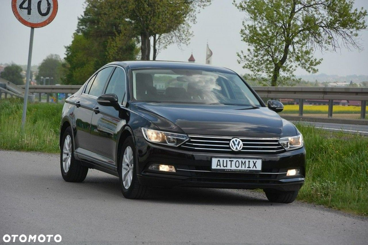 Volkswagen Passat 1.6 TDI BMT Comfortline - 8