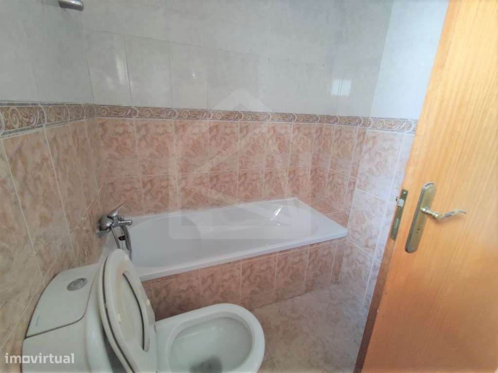 Apartamento T3 em Oliveira de Azeméis-10