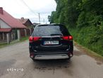 Mitsubishi Outlander - 4