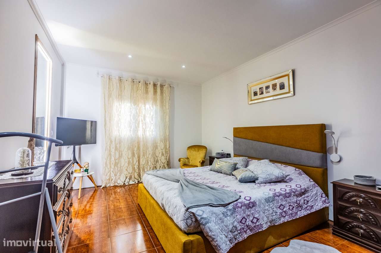 Moradia T3 - Fenais da Luz-5