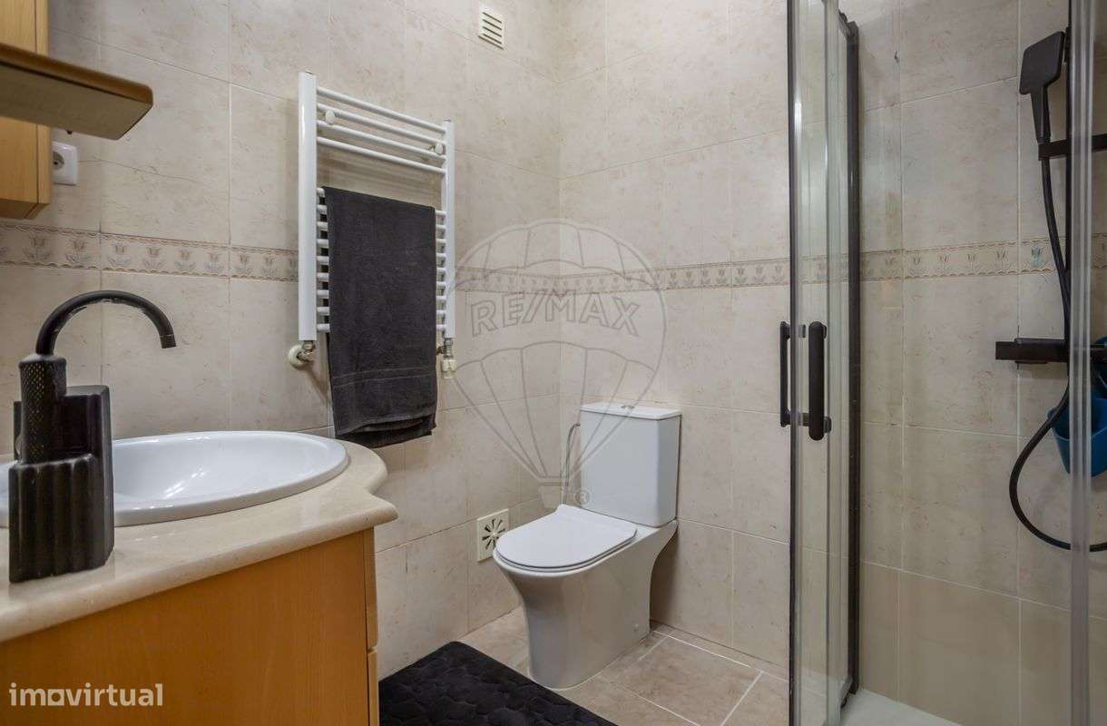 Moradia T4 para venda-27