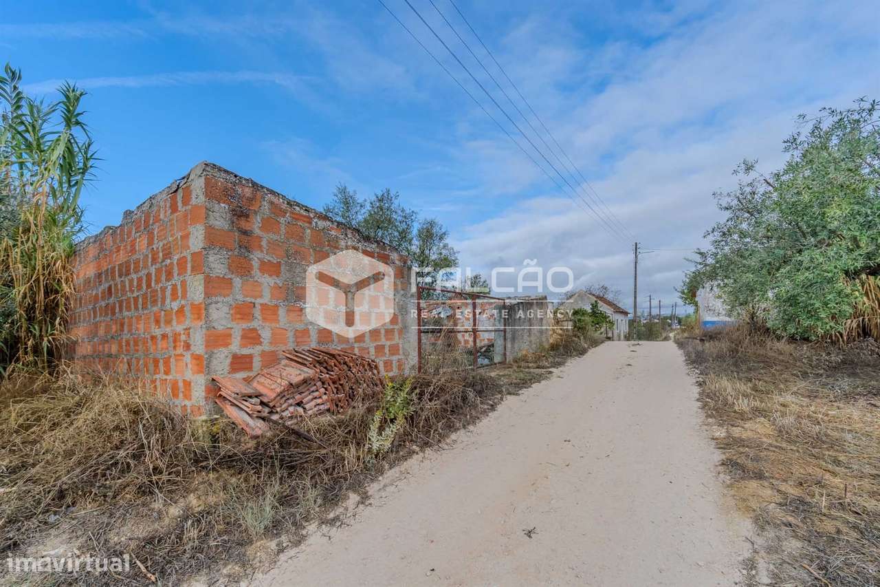 Moradia para Restaurar T2+2 Venda em Casével e Vaqueiros,Santarém-20