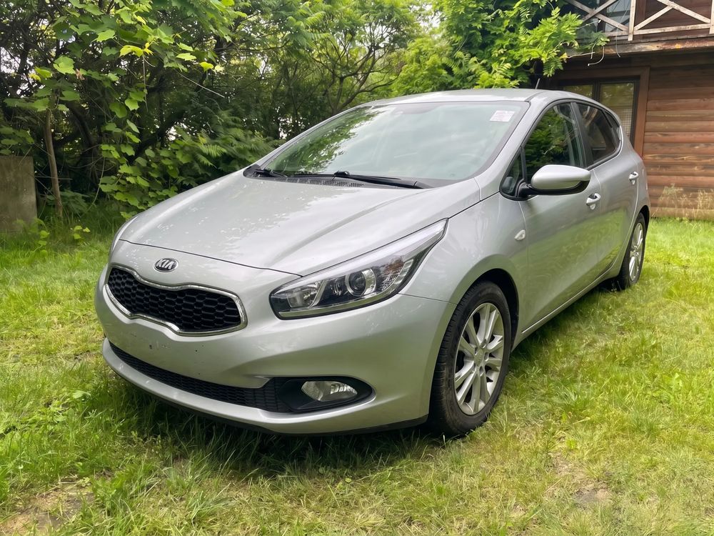 Kia Ceed II 1.6 CRDi M 2014