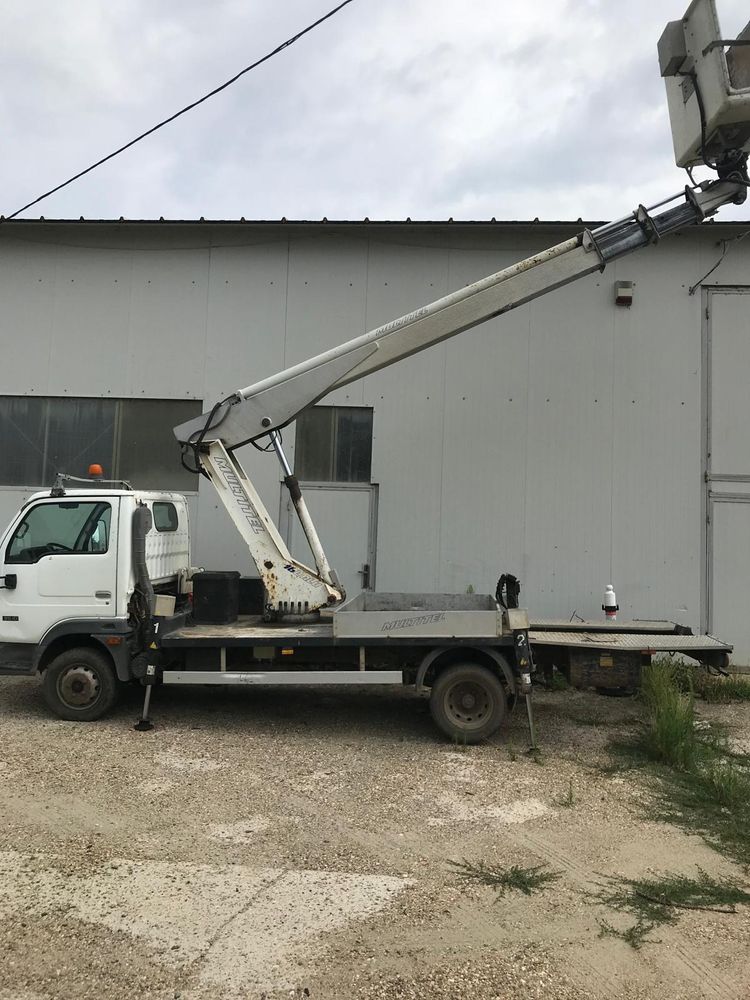 Nissan Cabstar 2006
