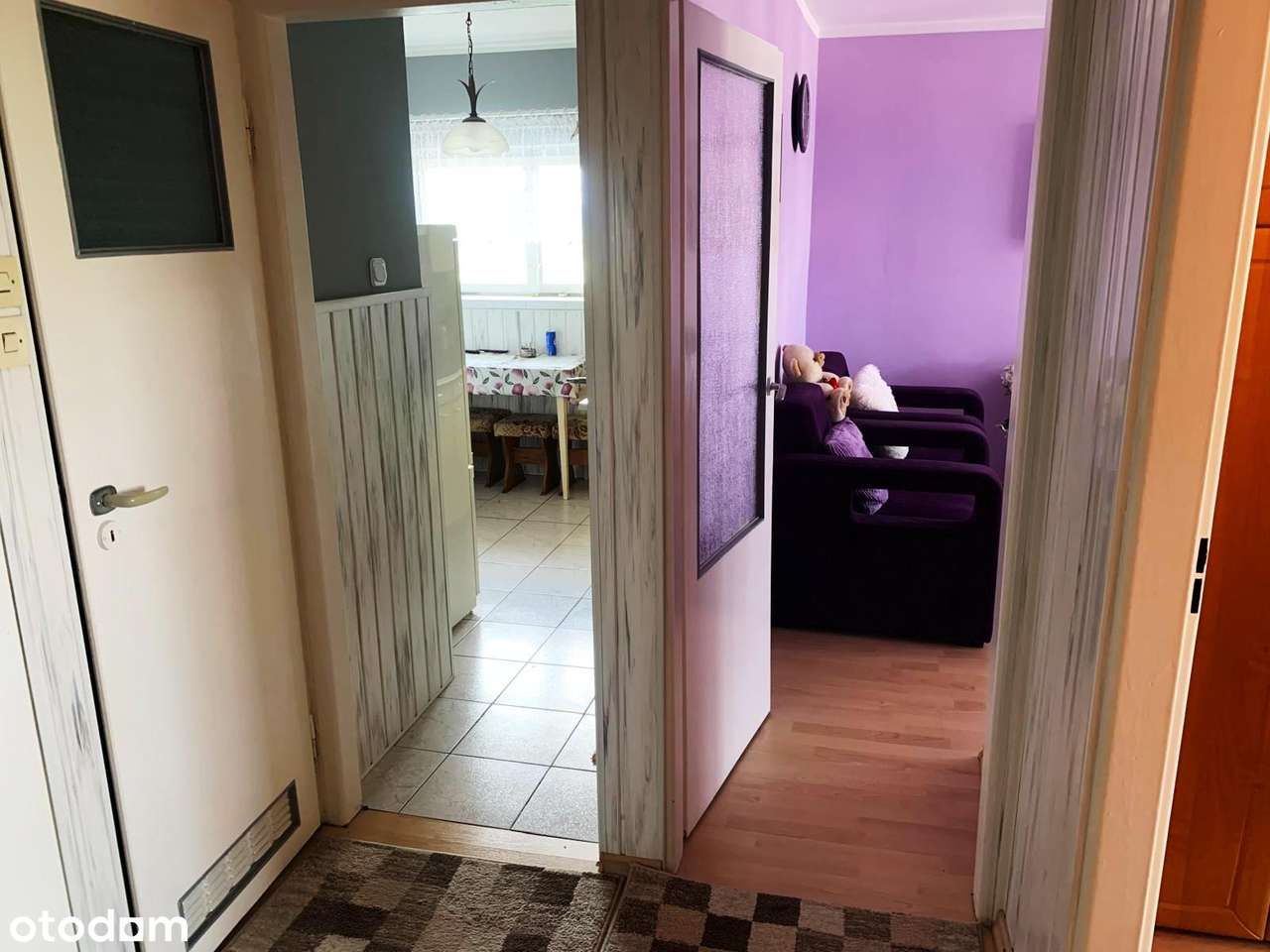 Klimatyczne 3-pokojowe mieszkanie w sercu Lubina.-11