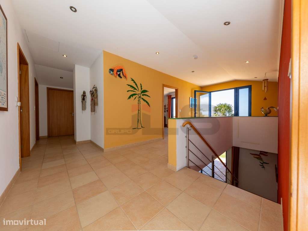 Refúgio Exclusivo com Vista Panorâmica Sobre o Atlântico - Costa Su...-35