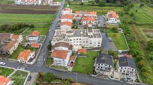 Apartamento T3 com elevador, garagem e 171M2 de Área útil - Grande imagem: 3/39
