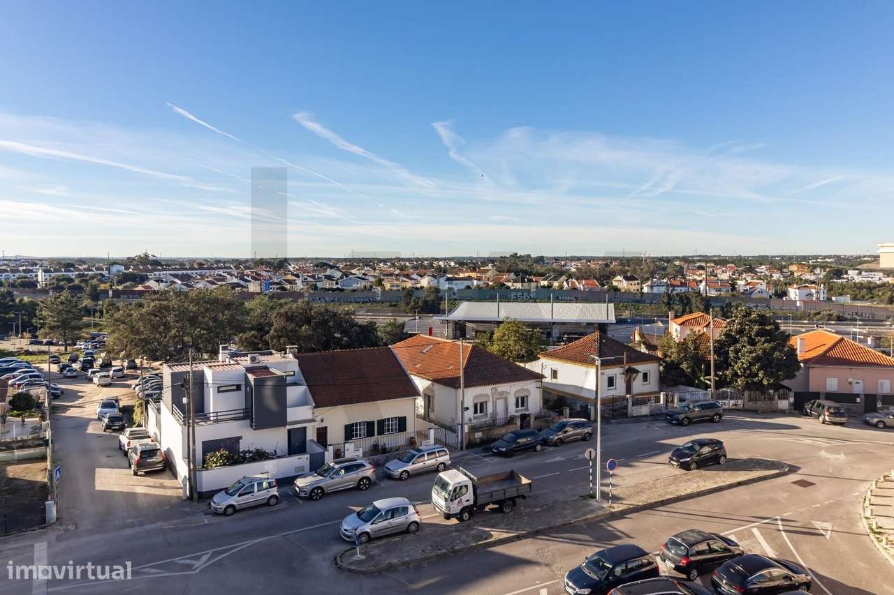 OPORTUNIDADE próximo a Estação Fertagus e a 15 min de Lisboa! - Grande imagem: 5/38