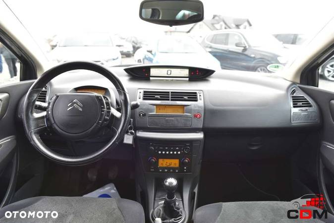 Citroën C4 2.0 16V Exclusive - 20