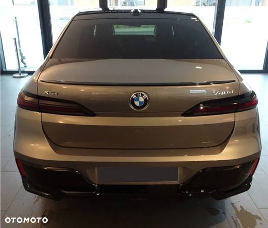 BMW Seria 7 740d xDrive mHEV sport - 3