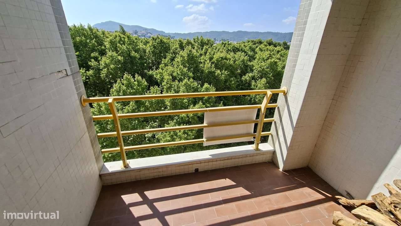 Apartamento T3 com 145m² no centro de Setubal-5
