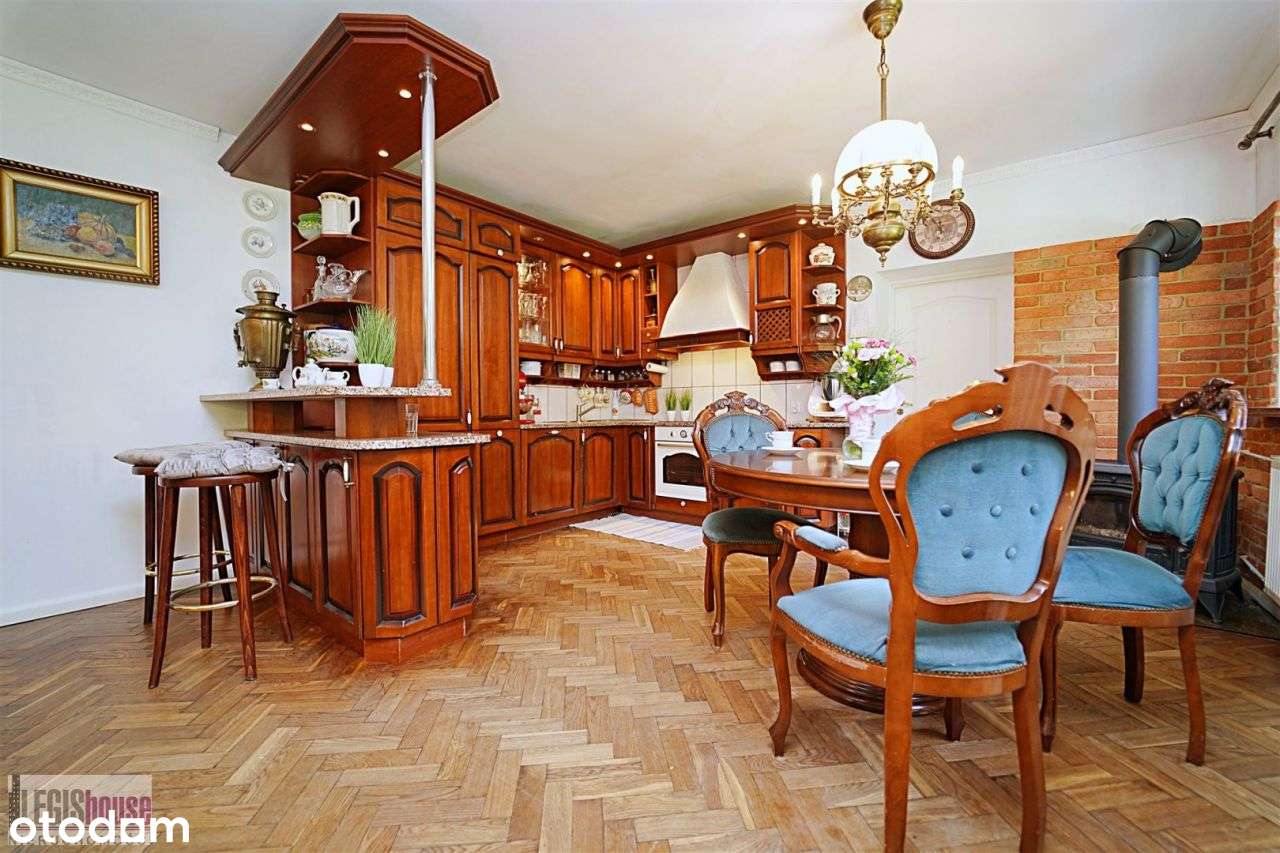 Obiekt O Funkcji Handlowo - Usługowej* Hala* Dom-12