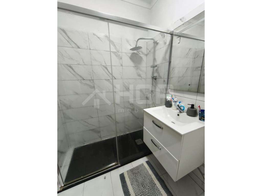 T3 | BOAS ÁREAS | 2 CASAS DE BANHO | ARRECADAÇÃO-14