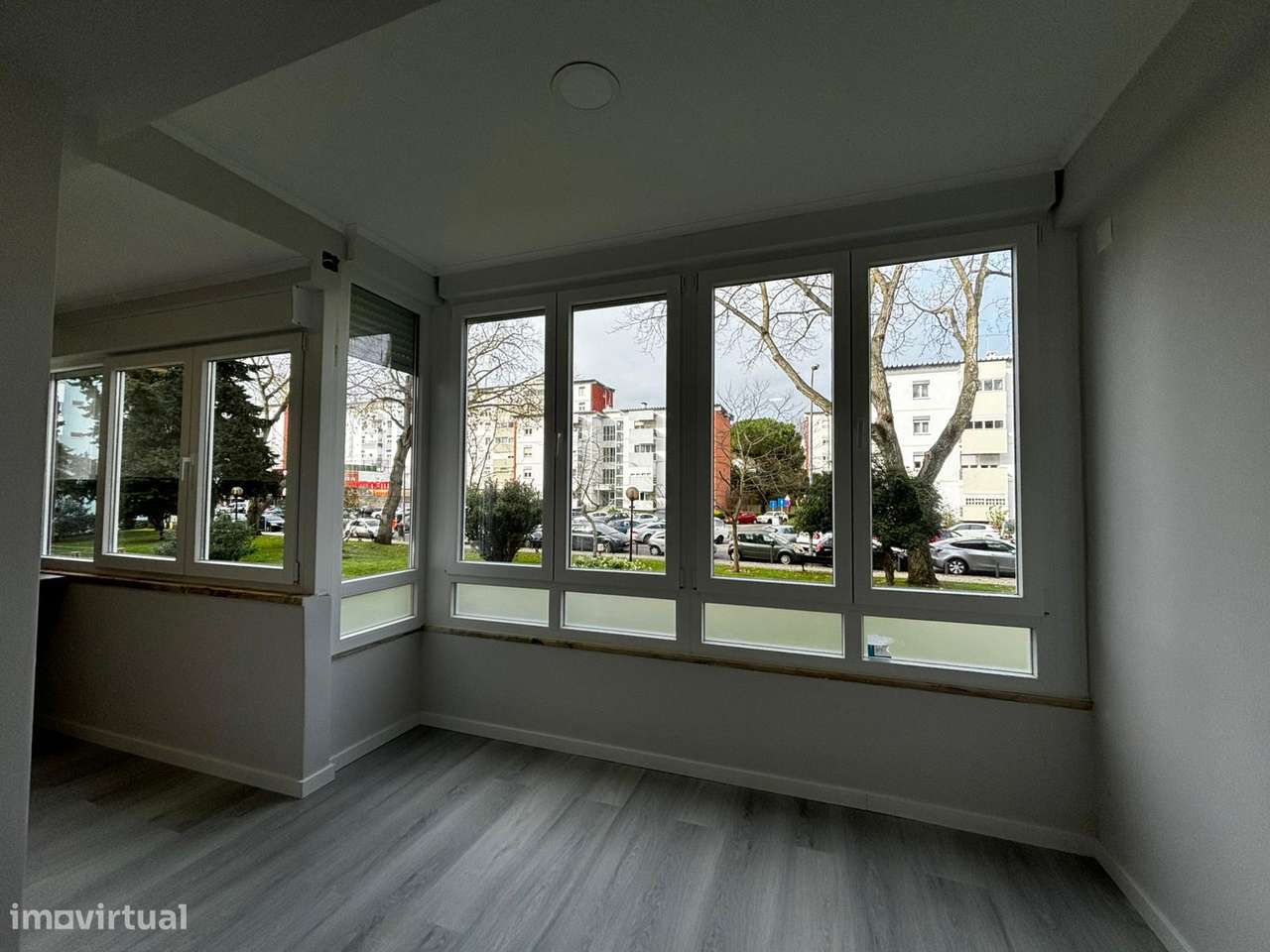 Apartamento T2 com varanda e arrecadação em Oeiras - Grande imagem: 4/18