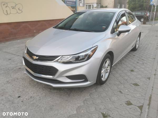 Chevrolet Cruze - 1