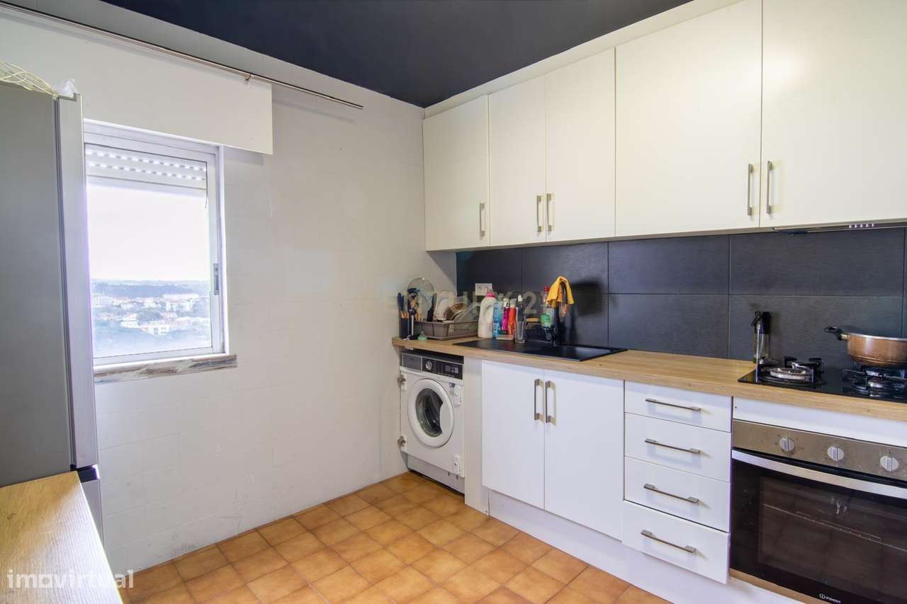 Apartamento T2 Mem -Martins | Imóvel em propostas múltiplas até dia 15 - Grande imagem: 4/12