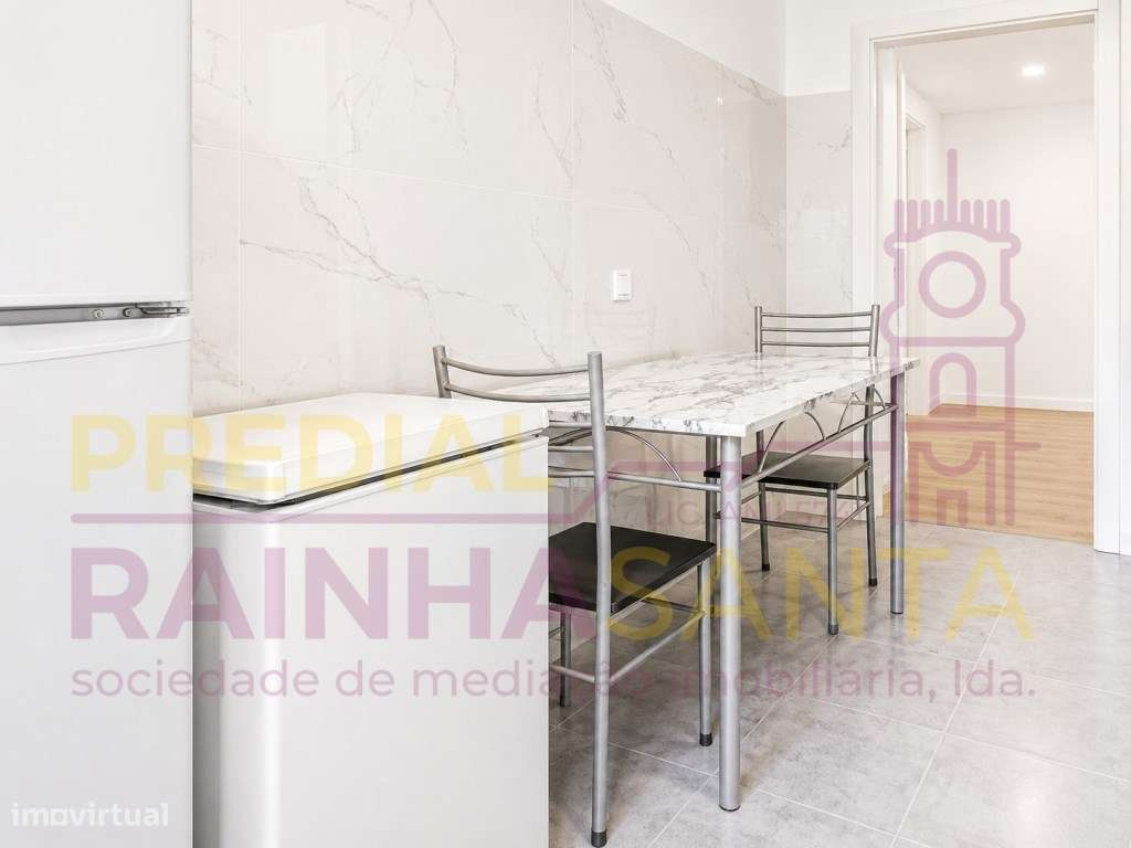 T3 Totalmente Remodelado na Solum, Coimbra, com Garagem Fechada-13