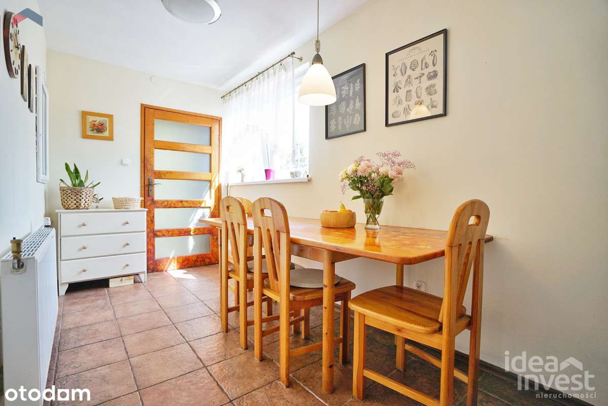 Pół domu z dużym ogrodem!-10