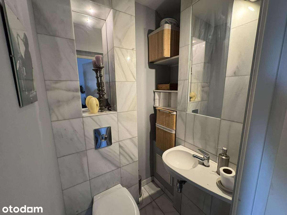 Trzy pokoje z dużym balkonem-11