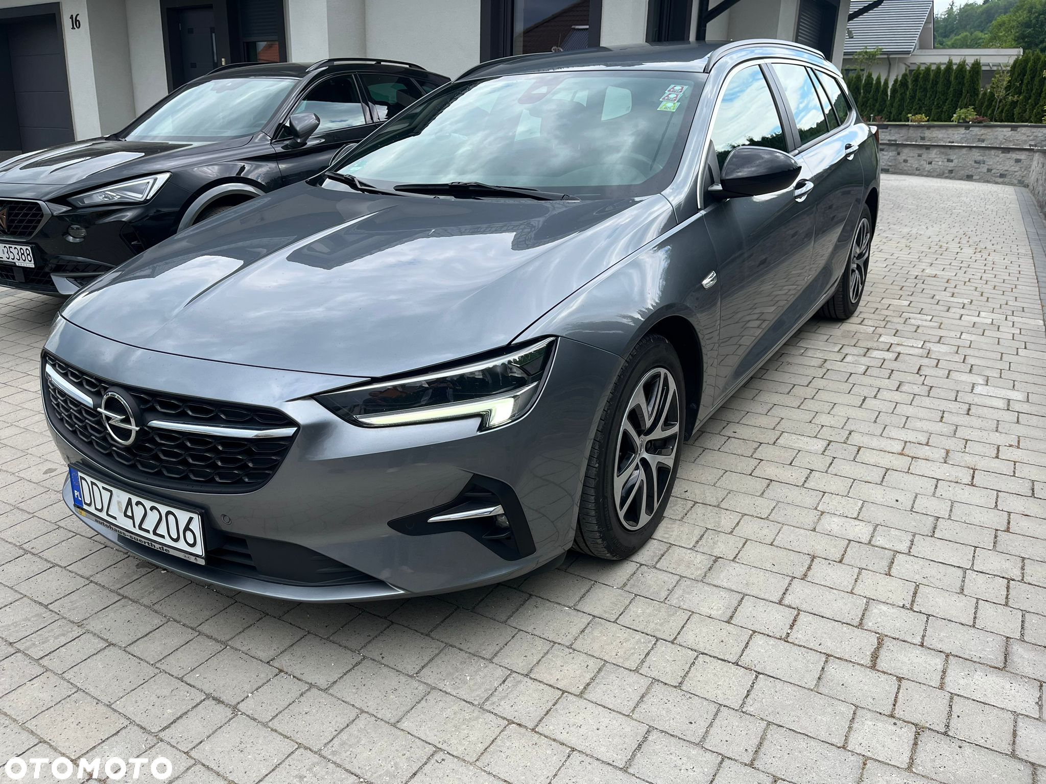 Opel Insignia Grand Sport 1.5 Diesel Automatik Business Edition - 2