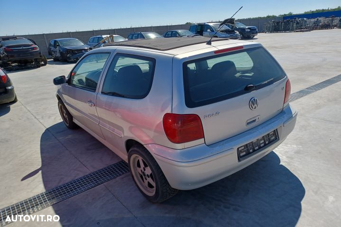 Grila ventilatie bord stanga Volkswagen VW Polo 3 6N  [din 1994 pana  2001] seria Hatchback 3-usi 1 - 6