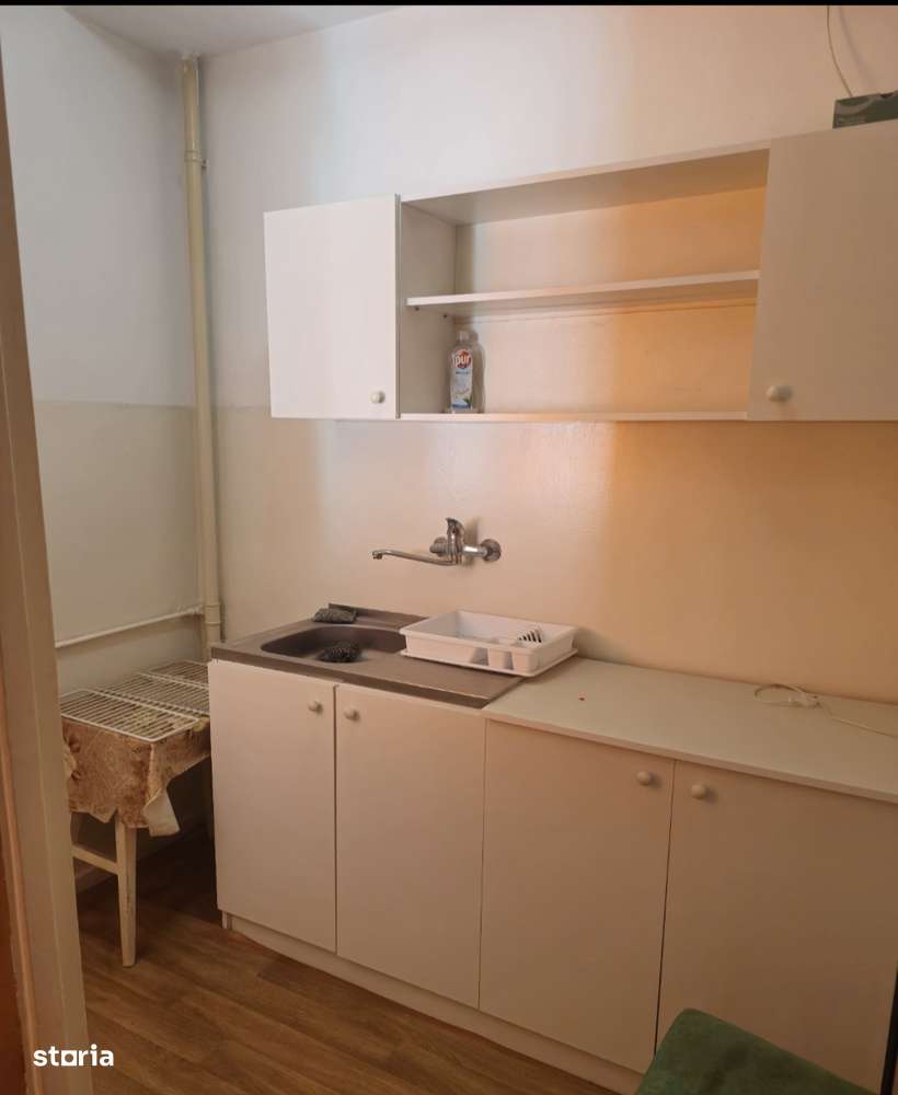 Garsoniera Policlinica Titan-5