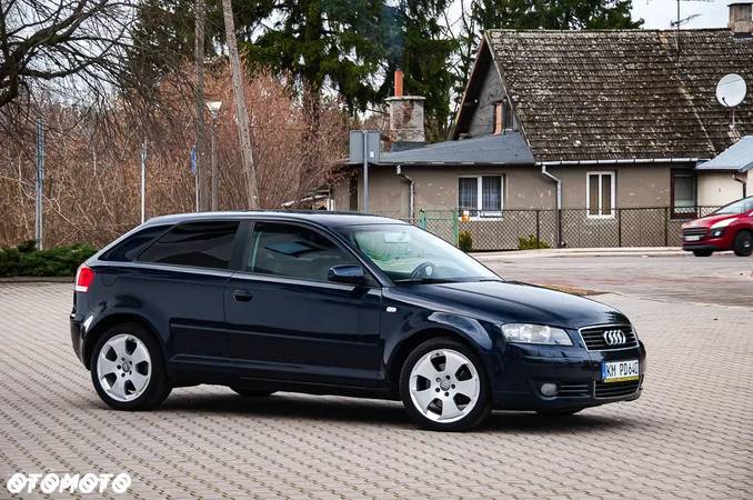 Audi A3 2.0 FSI Attraction - 5