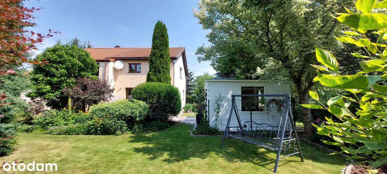 Atrakcyjny dom z ogrodem zimowym - Pełny obrazek: 4/19