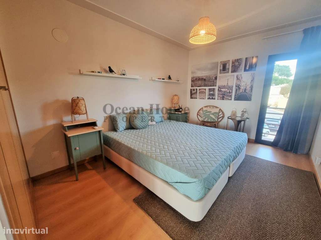 Moradia moderna com piscina e garagem em condomínio - Vilamoura-7