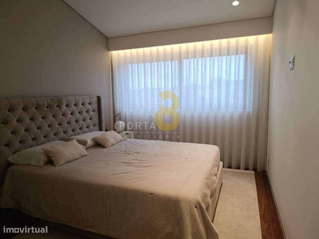 Luxuoso Apartamento T3 na Boavista frente ao Rosario-28
