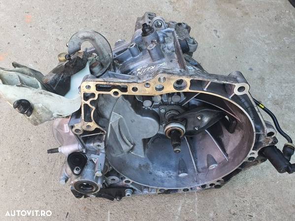 Cutie viteza 5+1trepte peugeot 207,407,308,motor 1,6 hdi - 6