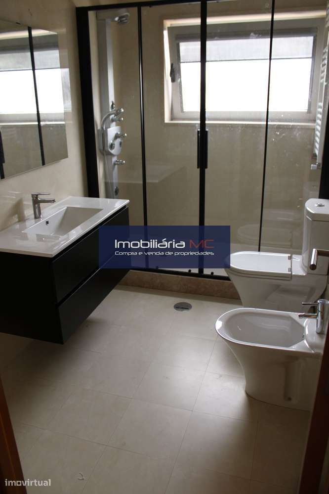 Moradia T3 em Perosinho-20