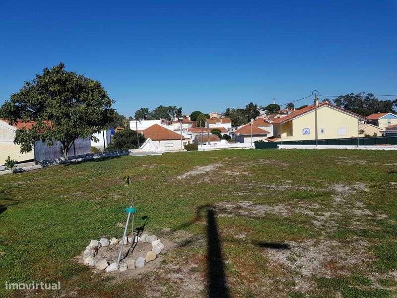 Vendo/Permuto Terreno 1.190 m² c/benfeitorias Charneca de Caparica - Grande imagem: 4/12
