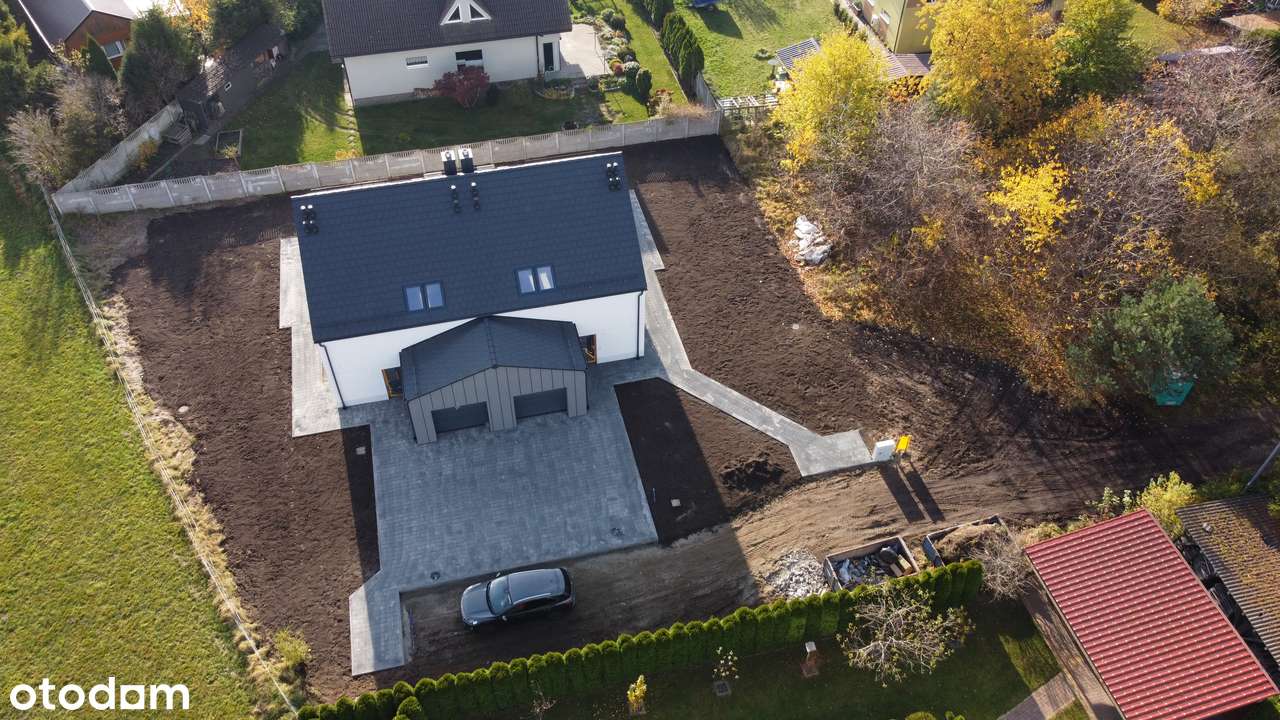 Dom z garażem, 4 sypialnie, pompa ciepła+kominek, strych-4