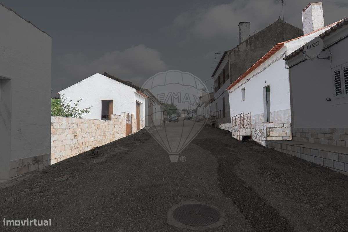 Moradia T2 para venda - Grande imagem: 1/34