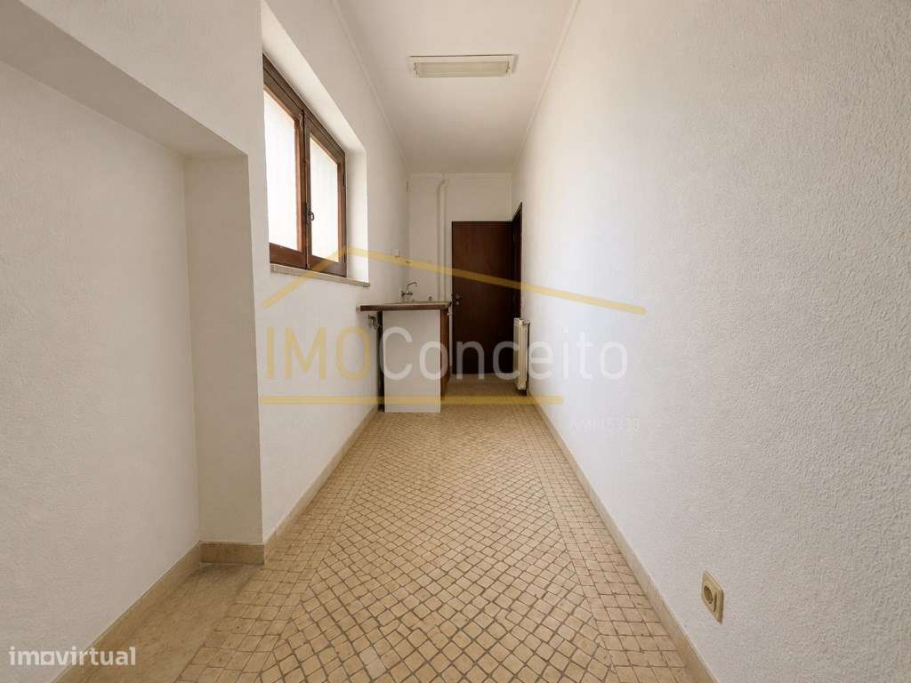 Moradia T4 Minde-9