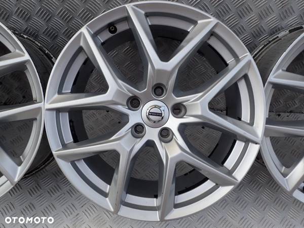 FELGI ALUMINIOWE VOLVO 5X108 7,5 X18 ET 50,5 - 3