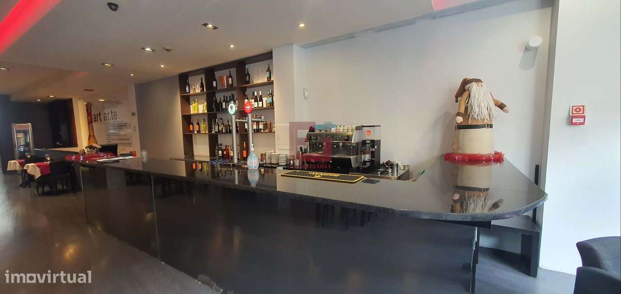 Trespasse  Restaurante com 2 pisos e com esplanada na Boavista - Grande imagem: 5/16
