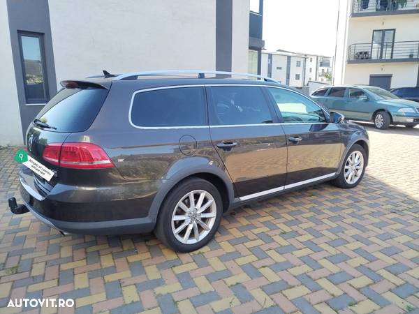 Volkswagen Passat Alltrack 2.0 TDI 4Motion BMT - 2