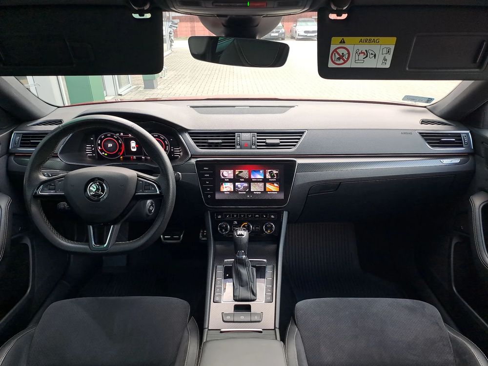 SKODA SUPERB Panorama Virtual ACC Alcantara El. Fotele Salon PL VAT23%